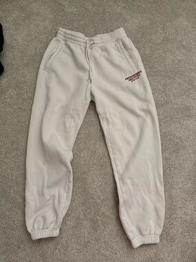 Abercrombie & Fitch Cream Sweat Joggers women’s medium